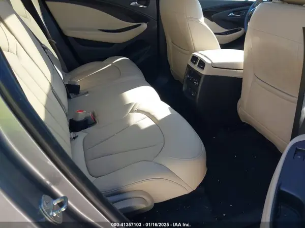 LRBFXCSA2KD009533 2019 BUICK ENVISION - Image 8