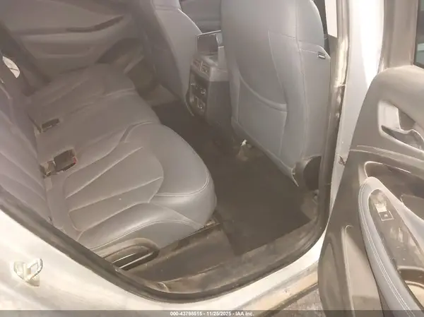 LRBFXCSA2KD022282 2019 BUICK ENVISION - Image 8
