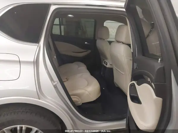 LRBFXCSA3HD031551 2017 BUICK ENVISION - Image 8