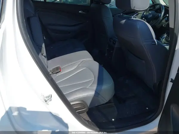 LRBFXCSA3KD022050 2019 BUICK ENVISION - Image 8