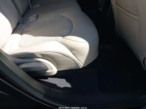 LRBFXCSA4HD037603 2017 BUICK ENVISION - Image 8