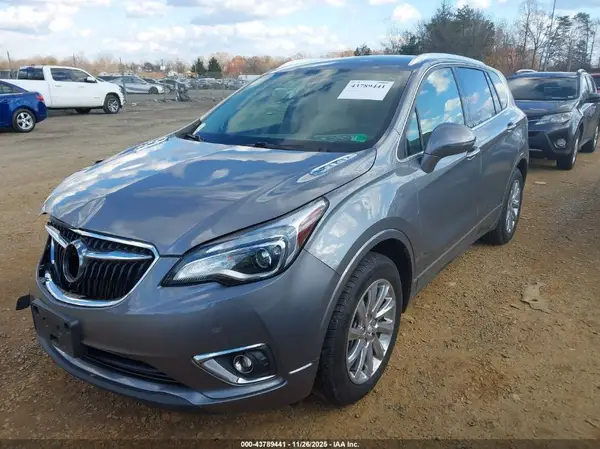 LRBFXCSA4KD145131 2019 BUICK ENVISION - Image 2