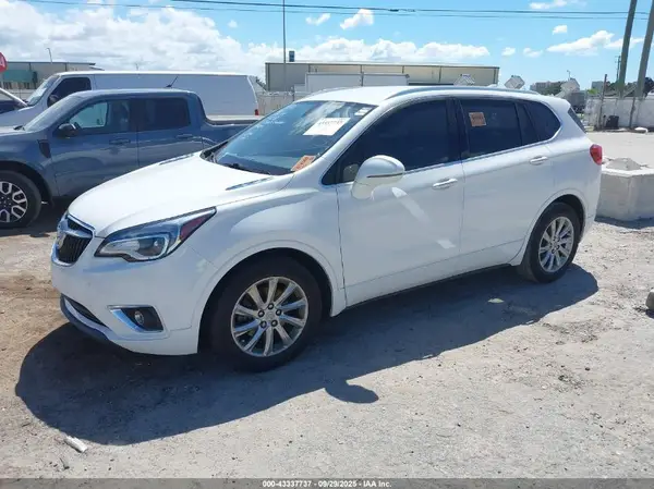 LRBFXCSA4LD150203 2020 BUICK ENVISION - Image 2