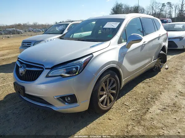 LRBFXCSA6KD004495 2019 BUICK ENVISION - Image 2