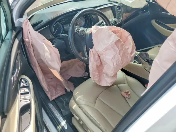LRBFXCSA6KD033575 2019 BUICK ENVISION - Image 8