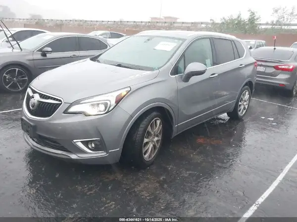 LRBFXCSA6LD157556 2020 BUICK ENVISION - Image 2