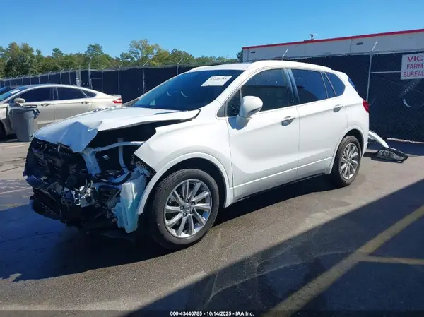 LRBFXCSA7KD013755 2019 BUICK ENVISION - Image 2