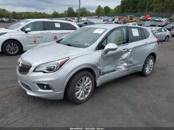 LRBFXCSA8JD004609 2018 BUICK ENVISION - Image 2