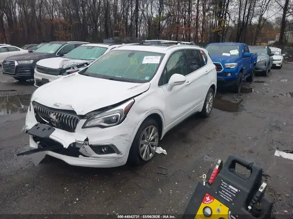 LRBFXDSA4HD108787 2017 BUICK ENVISION - Image 2