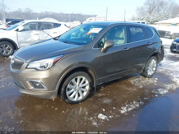 LRBFXESX2HD086590 2017 BUICK ENVISION - Image 2