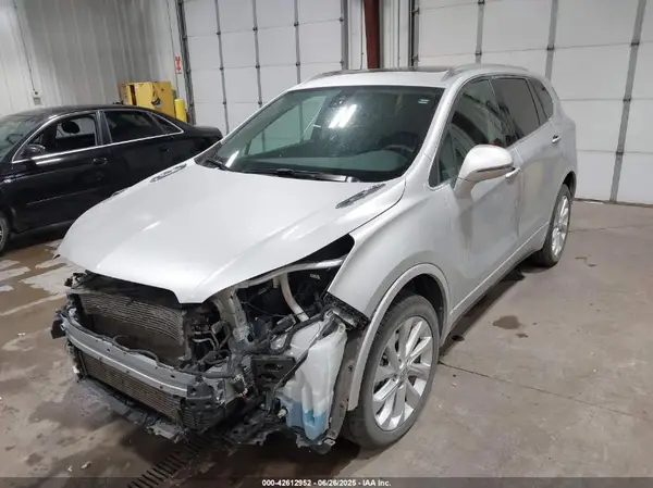 LRBFXESX3GD244143 2016 BUICK ENVISION - Image 2