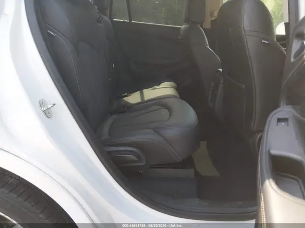 LRBFXESX4HD065983 2017 BUICK ENVISION - Image 8