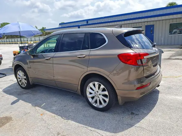 LRBFXESX4HD236697 2017 BUICK ENVISION - Image 2
