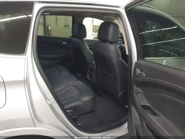 LRBFXESXXGD243751 2016 BUICK ENVISION - Image 8