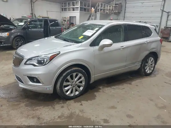 LRBFXESXXHD121473 2017 BUICK ENVISION - Image 2