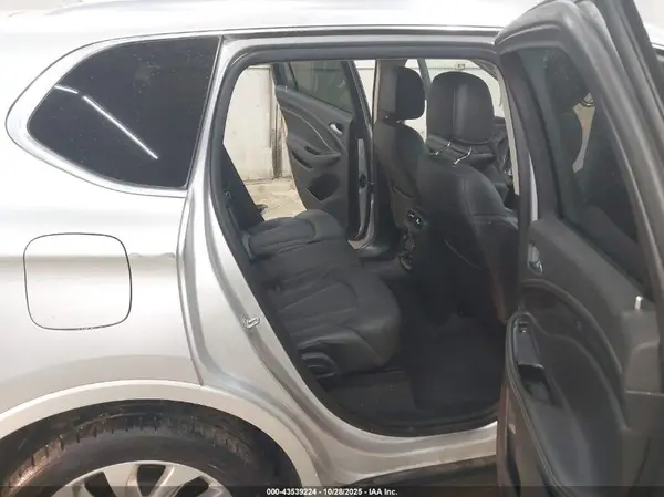 LRBFXESXXHD121473 2017 BUICK ENVISION - Image 8