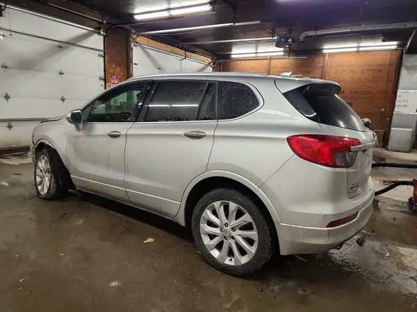 LRBFXESXXHD152304 2017 BUICK ENVISION - Image 2