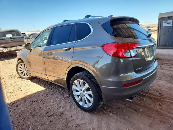 LRBFXFSX6HD128572 2017 BUICK ENVISION - Image 2