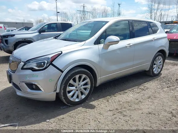 LRBFXFSX8HD044141 2017 BUICK ENVISION - Image 2