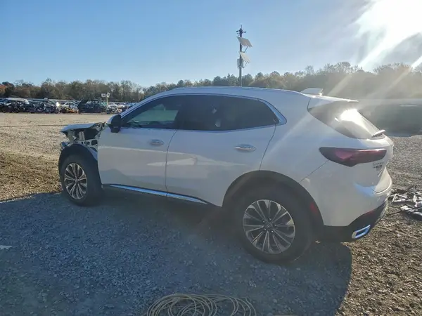 LRBFZKE40SD039141 2025 BUICK ENVISION - Image 2
