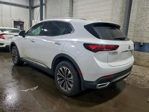 LRBFZKE41SD090504 2025 BUICK ENVISION - Image 2