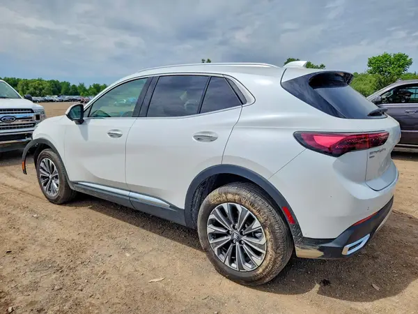 LRBFZKE42SD001927 2025 BUICK ENVISION - Image 2
