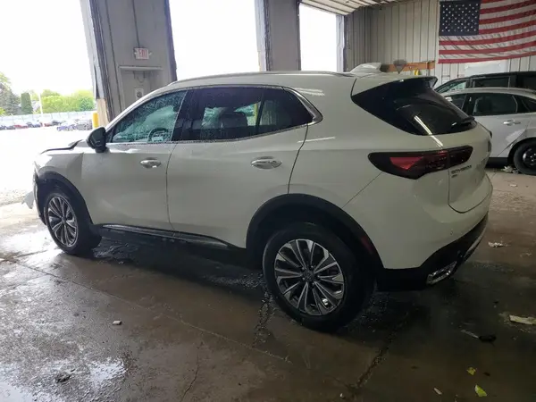 LRBFZKE44SD040003 2025 BUICK ENVISION - Image 2