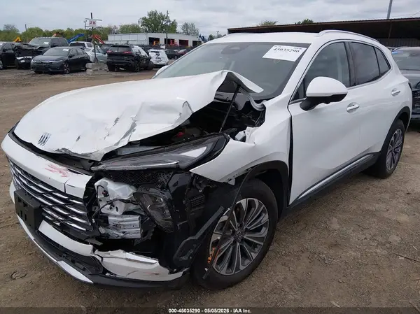 LRBFZKE44SD040213 2025 BUICK ENVISION - Image 2