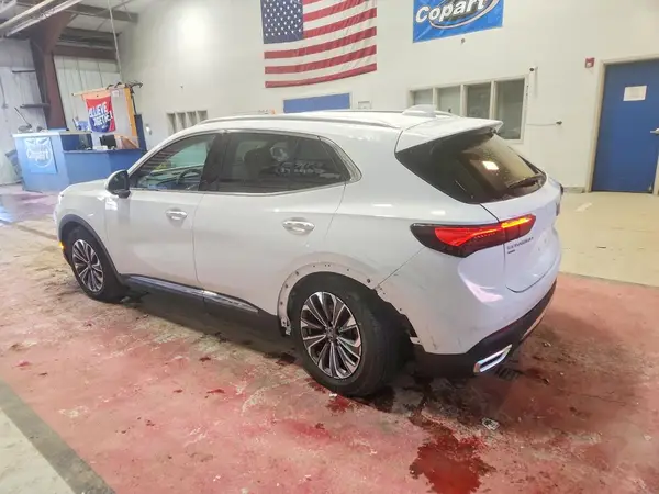 LRBFZKE45SD027597 2025 BUICK ENVISION - Image 2