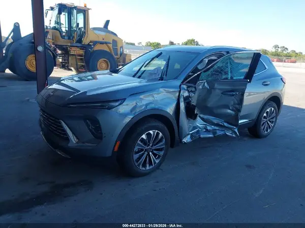 LRBFZKE47SD010641 2025 BUICK ENVISION - Image 2
