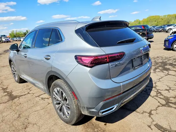 LRBFZKE47SD032994 2025 BUICK ENVISION - Image 2