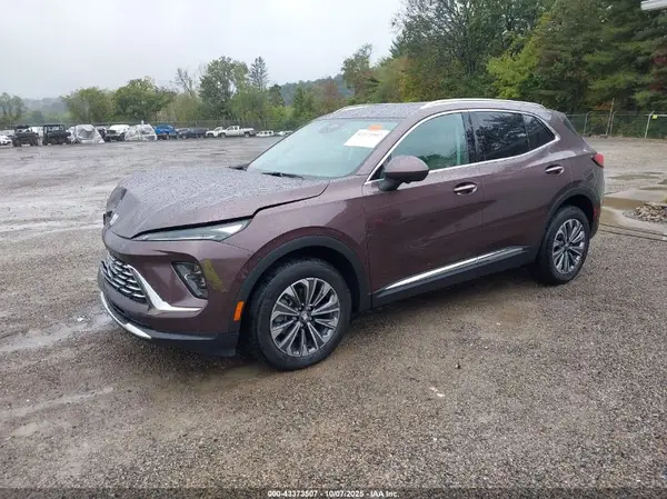 LRBFZKE47SD080978 2025 BUICK ENVISION - Image 2