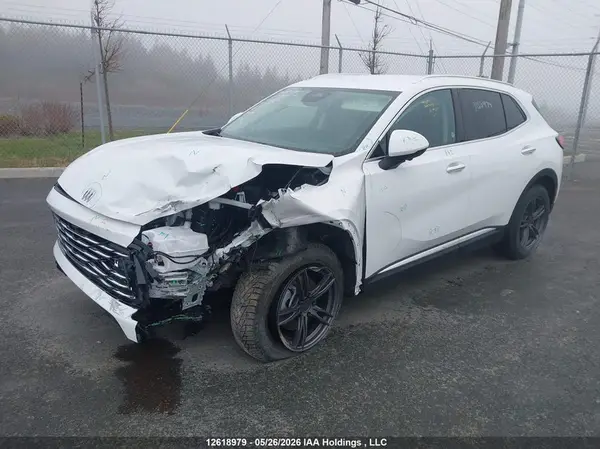 LRBFZKE48SD123093 2025 BUICK ENVISION - Image 2