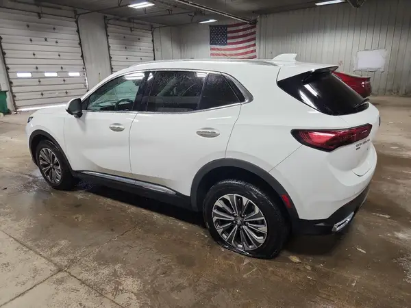 LRBFZKE49SD029059 2025 BUICK ENVISION - Image 2