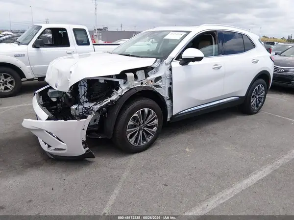 LRBFZKE4XSD008608 2025 BUICK ENVISION - Image 2