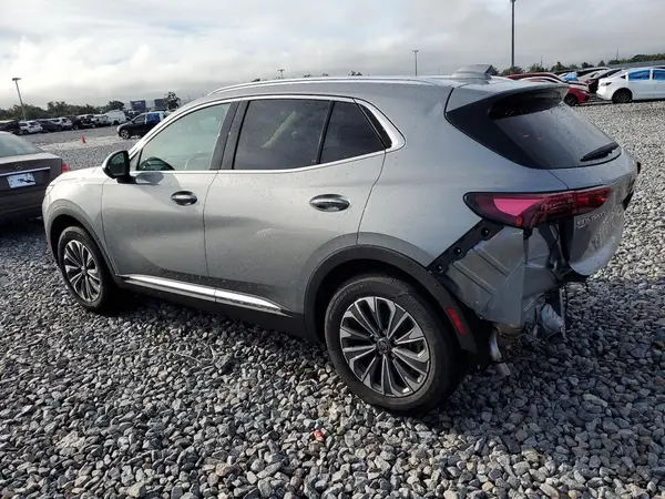 LRBFZKE4XSD039227 2025 BUICK ENVISION - Image 2