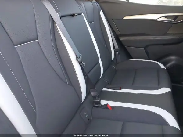 LRBFZLE41SD063373 2025 BUICK ENVISION - Image 8