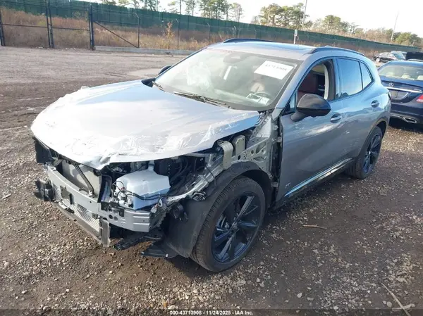 LRBFZLE45SD004066 2025 BUICK ENVISION - Image 2