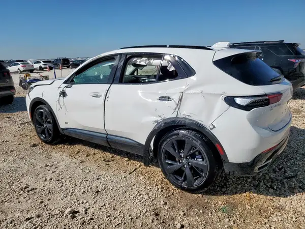 LRBFZLE46SD038677 2025 BUICK ENVISION - Image 2