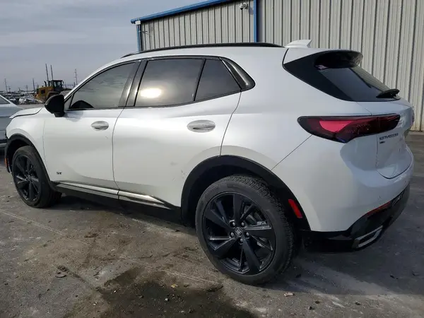 LRBFZLE49SD008301 2025 BUICK ENVISION - Image 2