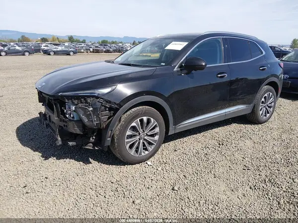 LRBFZME40RD065227 2024 BUICK ENVISION - Image 2