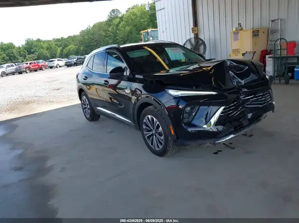 LRBFZME41RD063907 2024 BUICK ENVISION - Image 1
