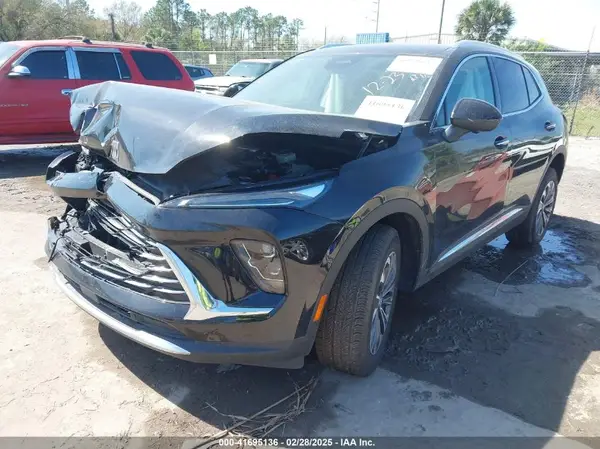 LRBFZME41RD066807 2024 BUICK ENVISION - Image 2