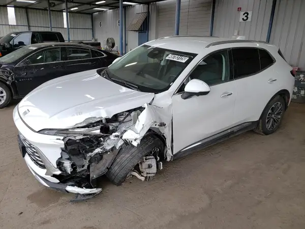 LRBFZME41RD072445 2024 BUICK ENVISION - Image 1