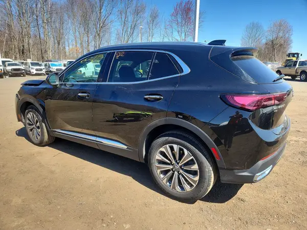 LRBFZME41RD074485 2024 BUICK ENVISION - Image 2