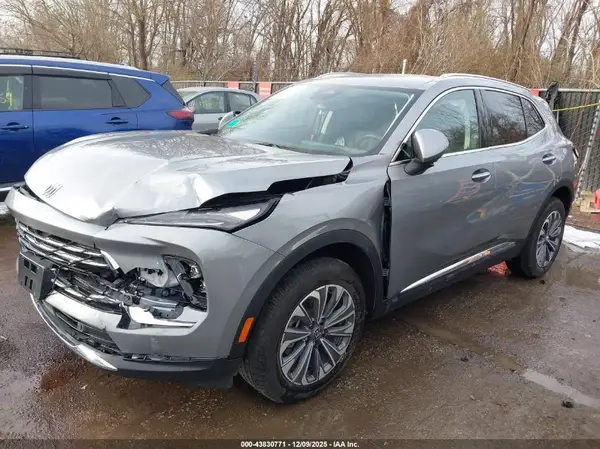 LRBFZME42RD044007 2024 BUICK ENVISION - Image 2