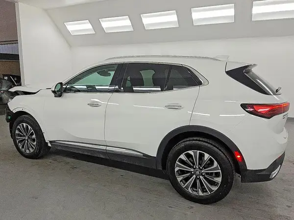 LRBFZME42RD044377 2024 BUICK ENVISION - Image 2