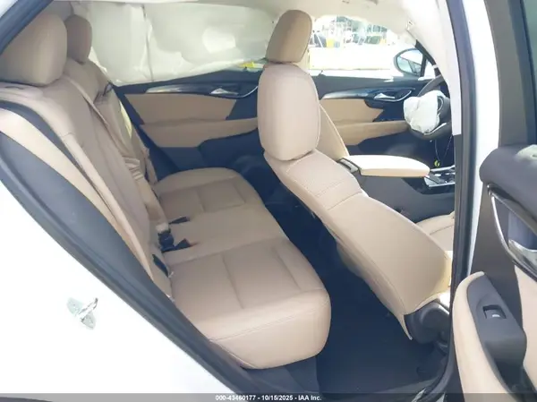 LRBFZME42RD066881 2024 BUICK ENVISION - Image 8