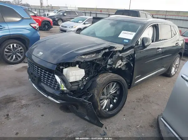LRBFZME42SD089017 2025 BUICK ENVISION - Image 2