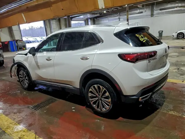 LRBFZME43RD076853 2024 BUICK ENVISION - Image 2